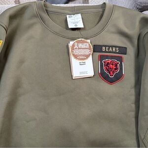 Nike Men’s Large Chicago Bears Therma-FIT Sweatshirt